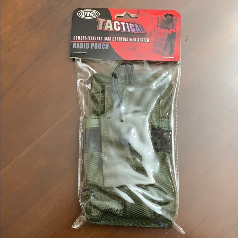 Leapers UTG Web System Radio Pouch, Green